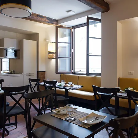 Relais Santa Maria Maggiore Oda ve Kahvaltı Roma