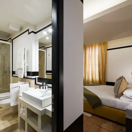 Relais Santa Maria Maggiore 3*